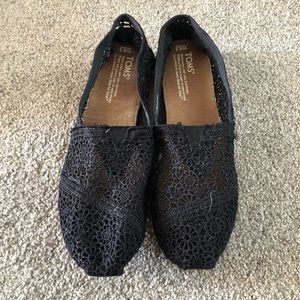 Black Lace TOMs